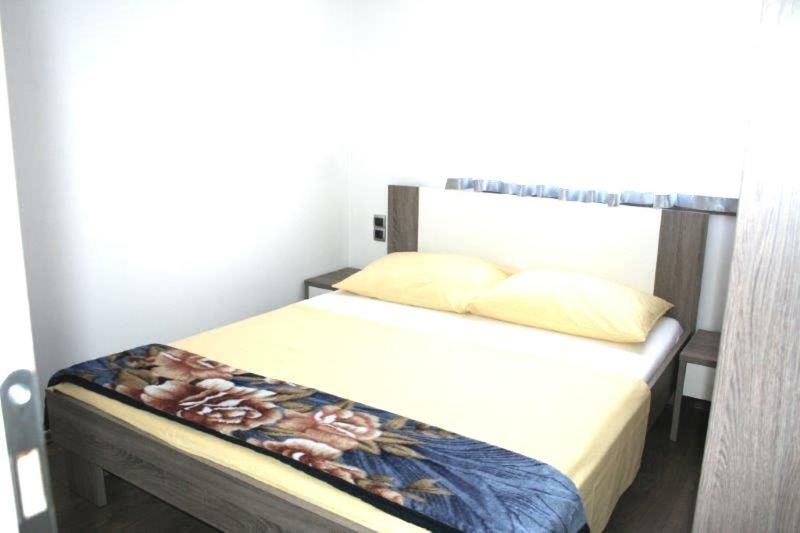 Lucija Apartments Vrh  Zewnętrze zdjęcie